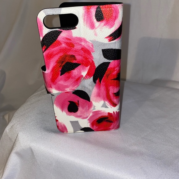 Kate Spade Cell Phone Case - Picture 2 of 4